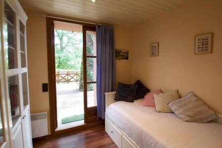 Apartamento Con Jardin - Montana Park Enveitg Exterior photo
